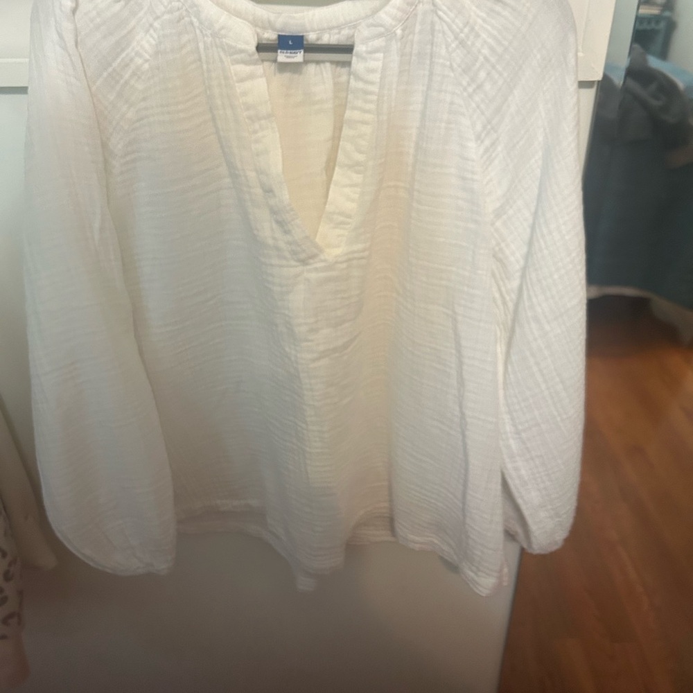 Elegant White Gauze Blouse with Relaxed Peasant Fit